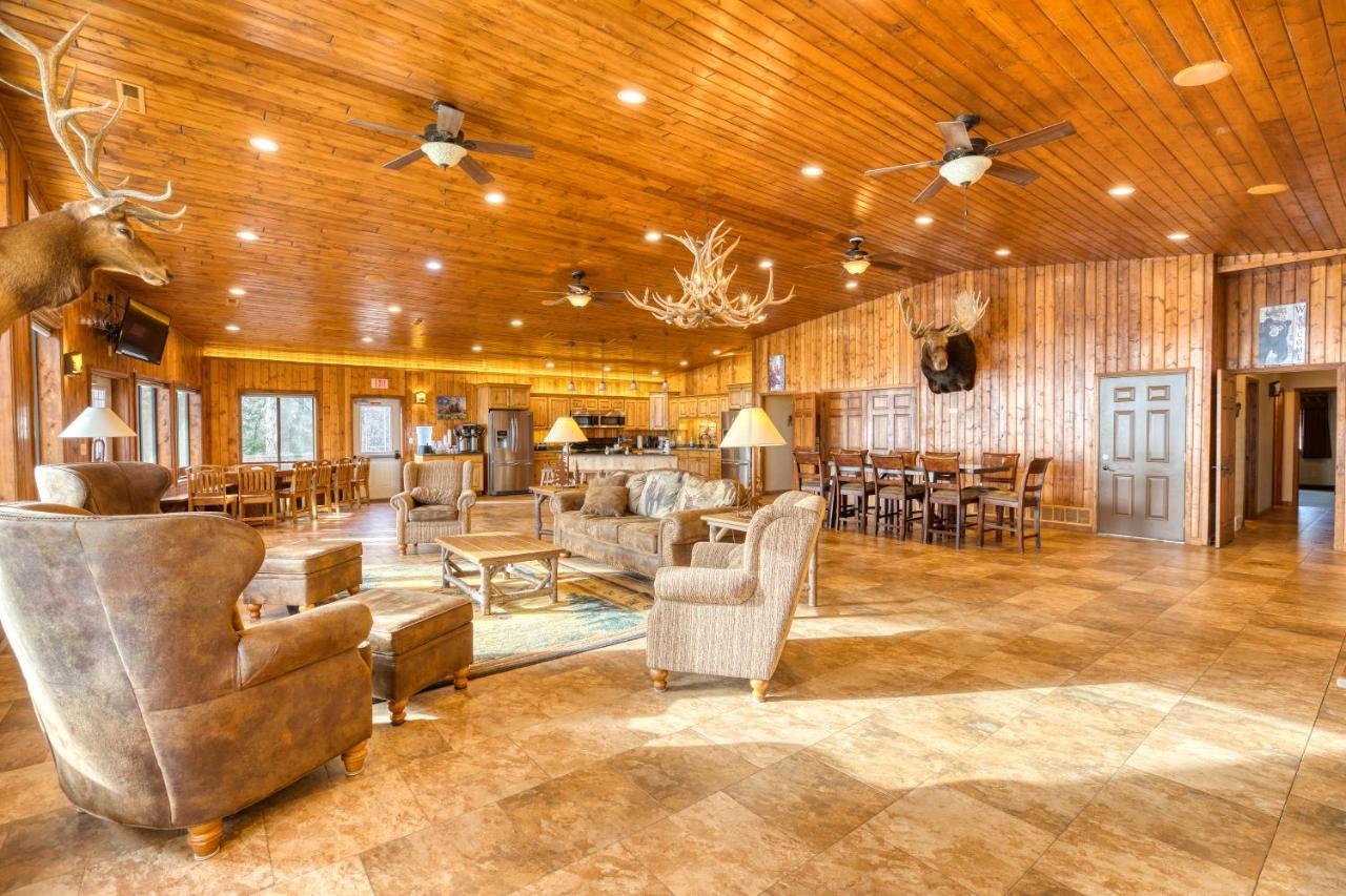 Lewis & Clark Resort Yankton Bagian luar foto
