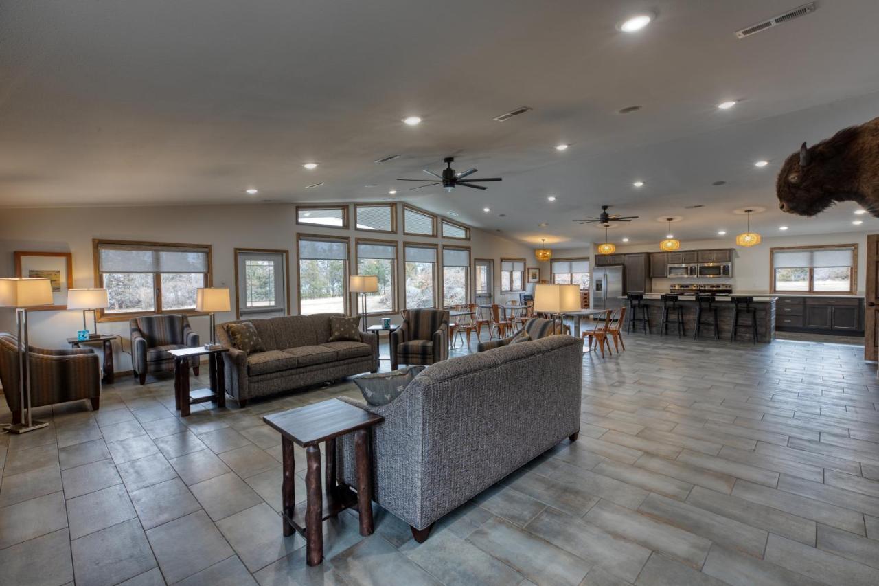 Lewis & Clark Resort Yankton Bagian luar foto
