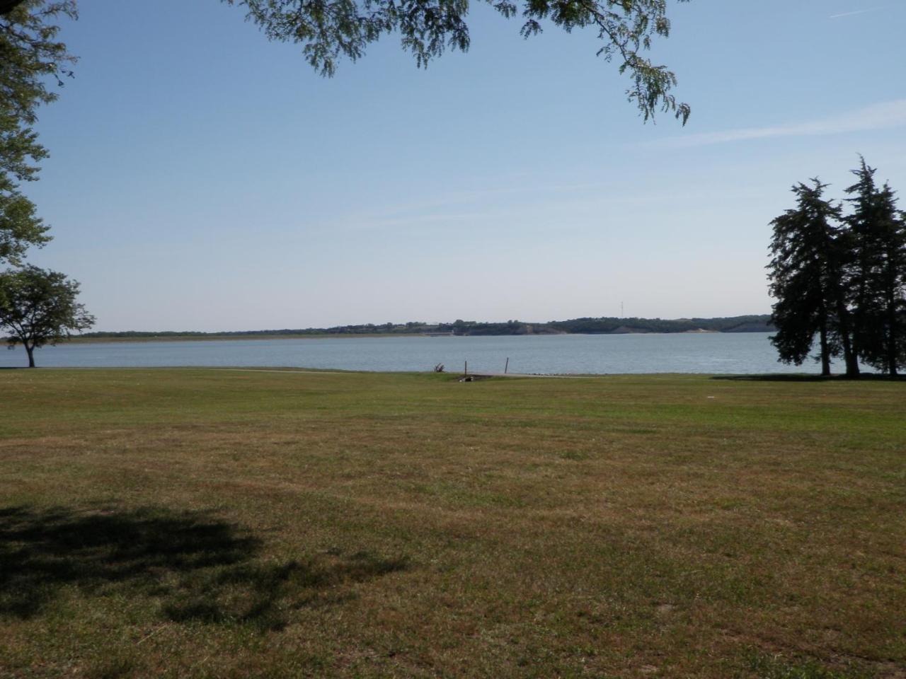 Lewis & Clark Resort Yankton Bagian luar foto