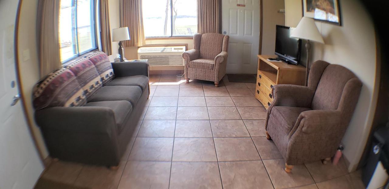 Lewis & Clark Resort Yankton Bagian luar foto